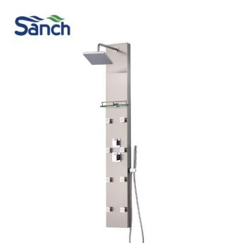 Como garantir uma ventilação adequada ao usar um painel de chuveiro?